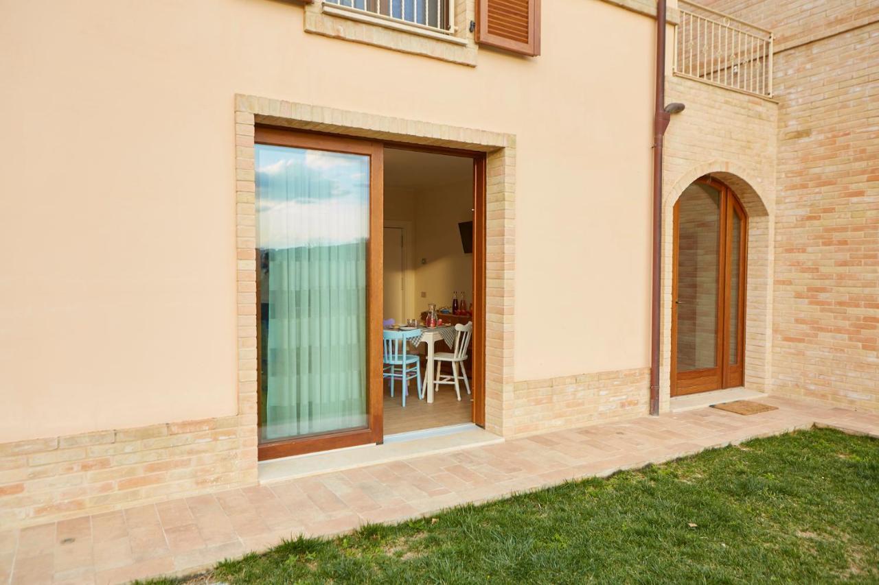 Agriturismo Nido Delle Rondini มาเชราตา ภายนอก รูปภาพ