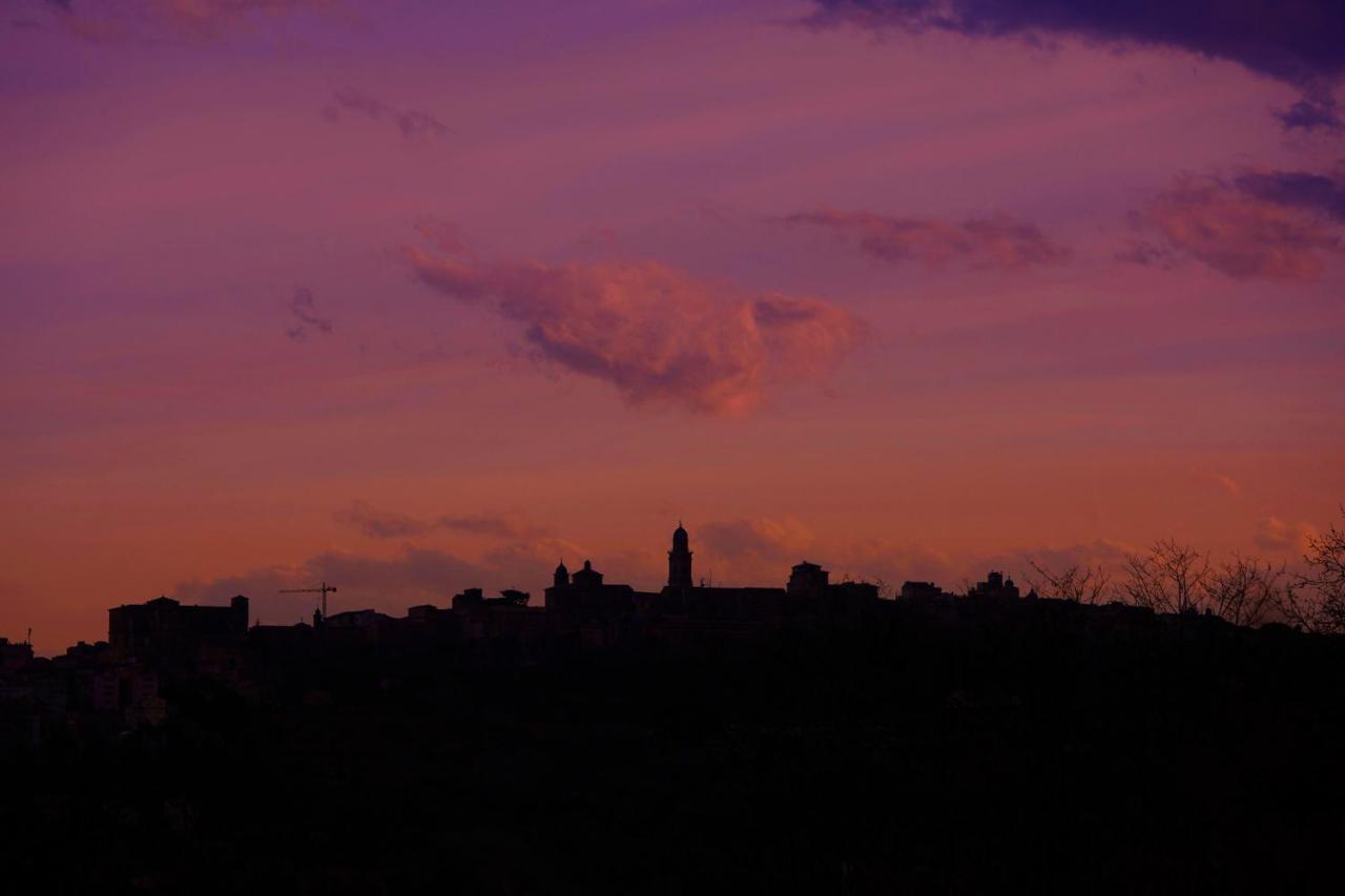 Agriturismo Nido Delle Rondini มาเชราตา ภายนอก รูปภาพ