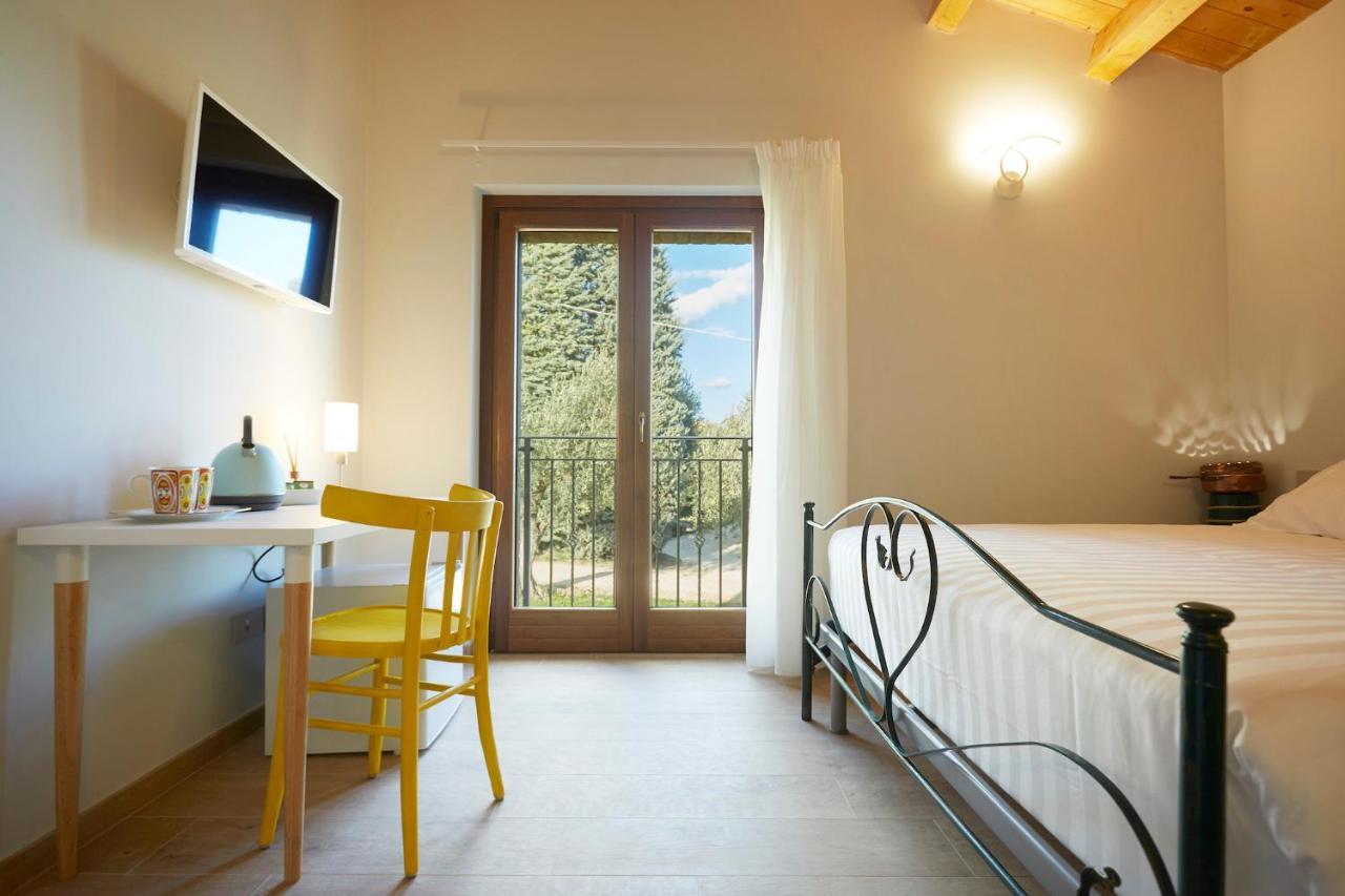 Agriturismo Nido Delle Rondini มาเชราตา ภายนอก รูปภาพ